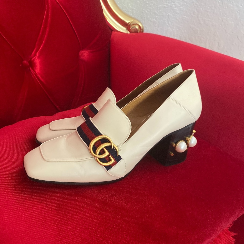 Gucci Leather Pearl Loafer